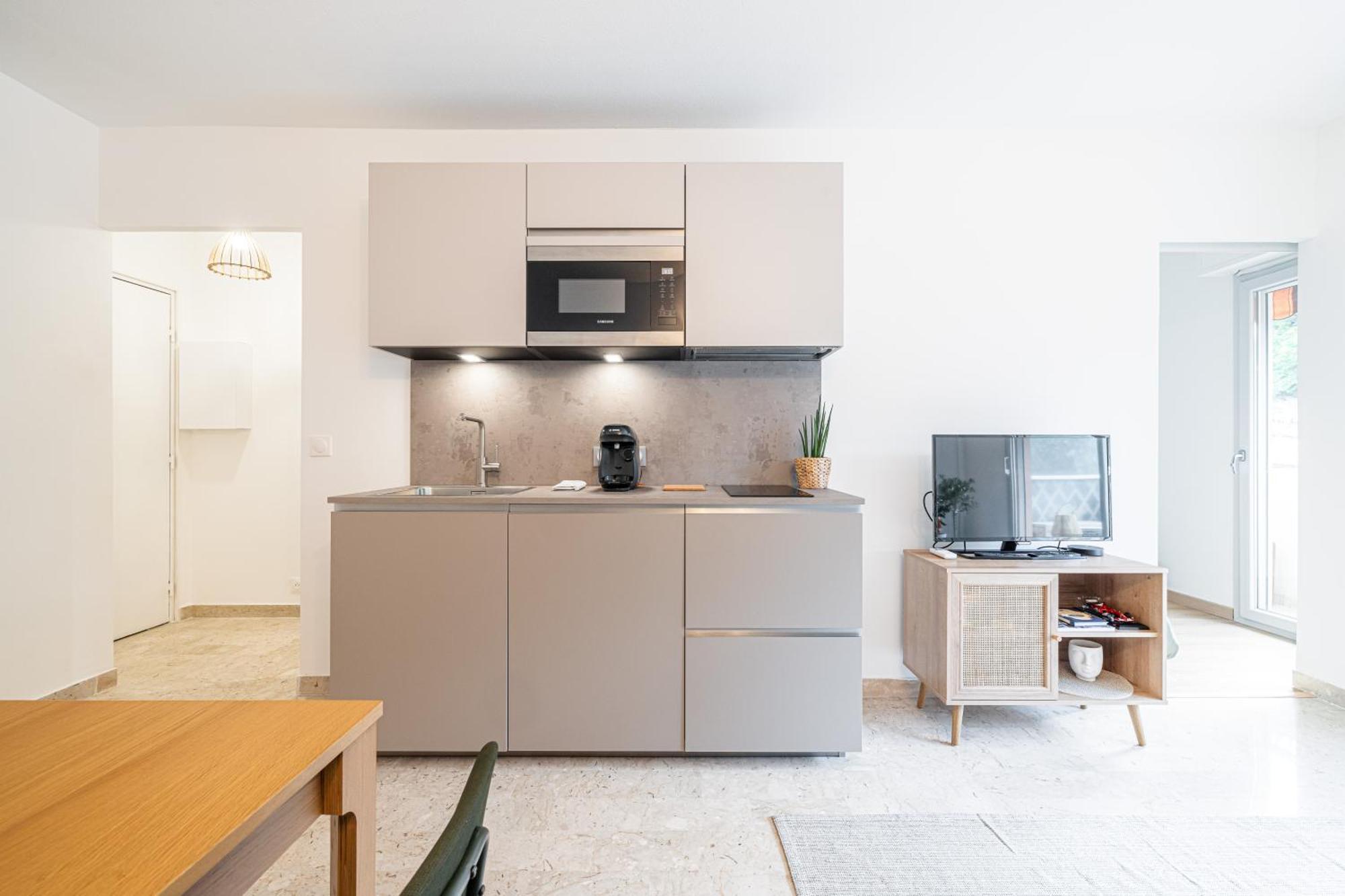 Appartement 2P Renove Avec Terrasse Au Port De Nice Eksteriør bilde